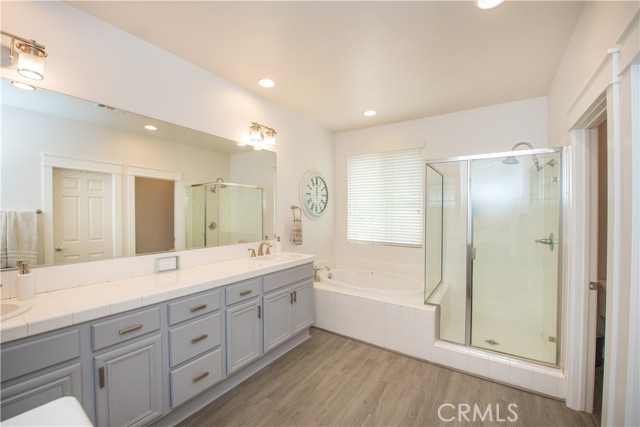 Detail Gallery Image 26 of 46 For 1676 Tamarron Dr, Corona,  CA 92883 - 4 Beds | 2/1 Baths