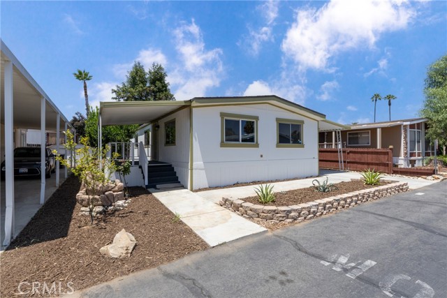 Detail Gallery Image 2 of 31 For 25350 Santiago Dr #22,  Moreno Valley,  CA 92551 - 3 Beds | 2 Baths