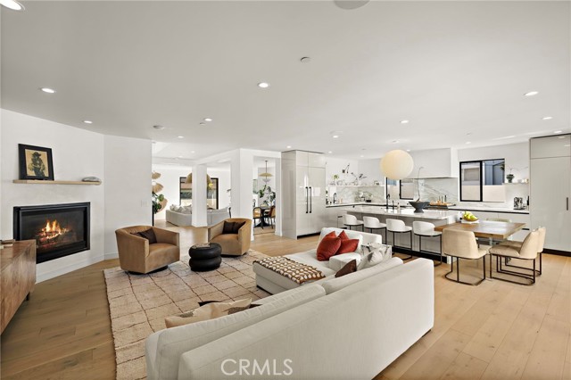 Detail Gallery Image 7 of 10 For 228 W Avenida Cordoba, San Clemente,  CA 92672 - 5 Beds | 4/1 Baths