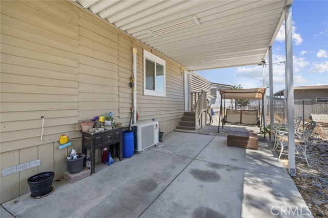 2017 Windharp Drive, Rosamond CA: https://media.crmls.org/medias/9f5d2756-f491-4655-8738-abef13af4583.jpg