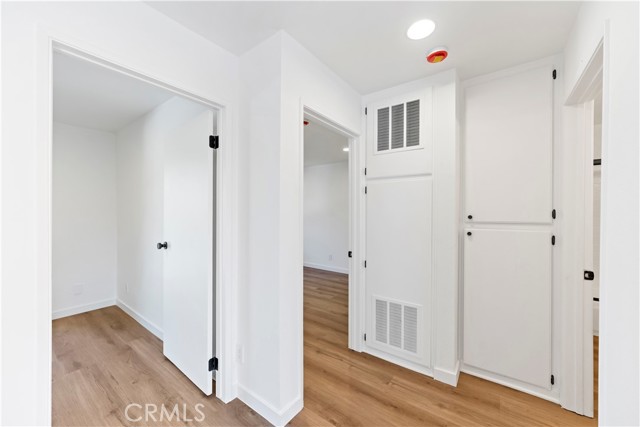 Detail Gallery Image 8 of 15 For 5036 Echo St #408,  Los Angeles,  CA 90042 - 2 Beds | 1 Baths