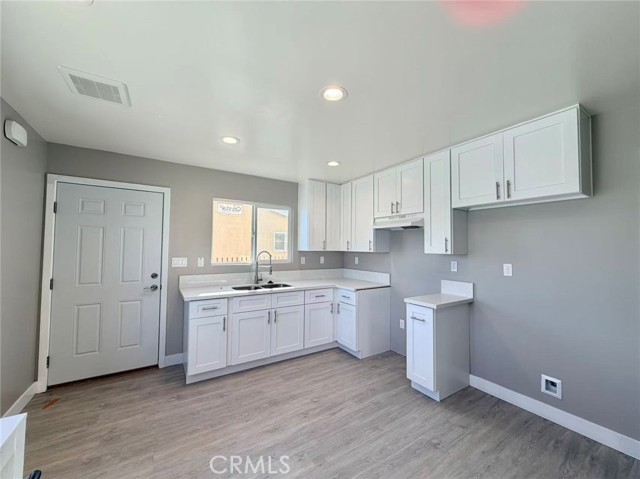 Detail Gallery Image 4 of 12 For 621 Leonard Ave a,  Los Angeles,  CA 90022 - 2 Beds | 1 Baths