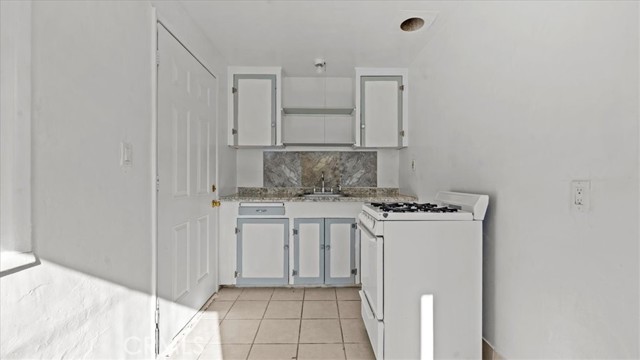 Detail Gallery Image 18 of 33 For 66175 Acoma Ave, Desert Hot Springs,  CA 92240 - – Beds | – Baths