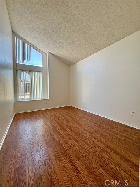 Detail Gallery Image 20 of 25 For 17081 Green Ln, Huntington Beach,  CA 92649 - – Beds | – Baths