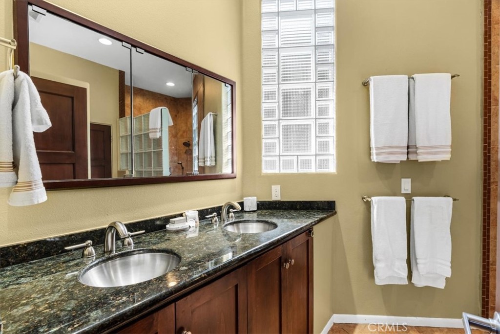 MLS #SR25252227 image #24