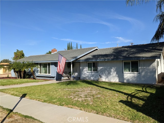 323 W Francis St, Corona, CA 92882