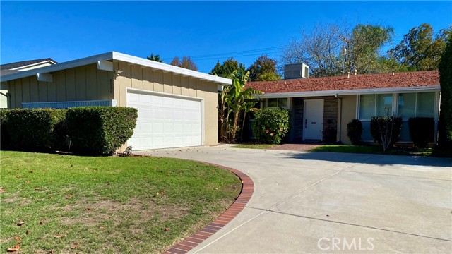 8026 Irondale Avenue, Winnetka CA: https://media.crmls.org/medias/9f5ec400-fc09-47b1-ad79-1580daaa6444.jpg