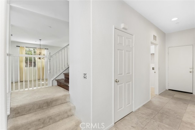 Detail Gallery Image 21 of 39 For 1084 Tangerine Dr., Redlands,  CA 92374 - 4 Beds | 3 Baths