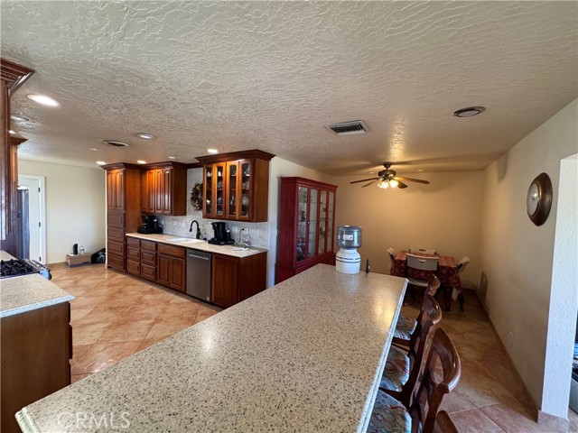 Detail Gallery Image 14 of 59 For 27568 Linda Vista Rd, Barstow,  CA 92311 - 3 Beds | 2 Baths