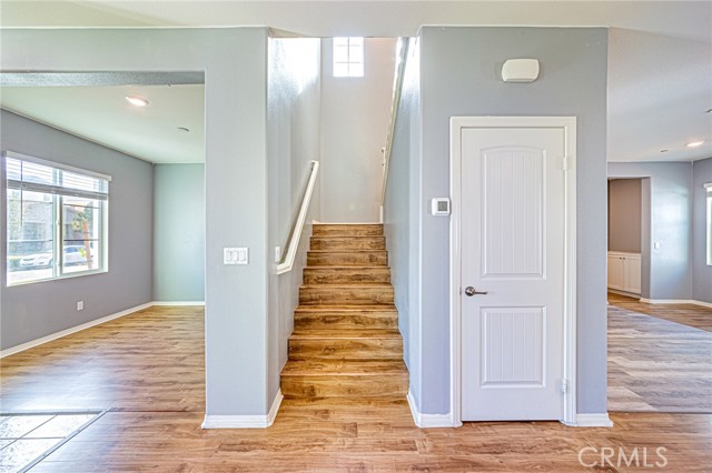 Detail Gallery Image 15 of 49 For 15950 Osprey Ave, Chino,  CA 91708 - 3 Beds | 2/1 Baths