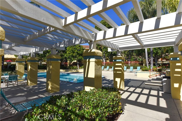 116 Costero Aisle, Irvine CA: https://media.crmls.org/medias/9f60e508-c9dc-4a95-950c-8ed28c2a757b.jpg