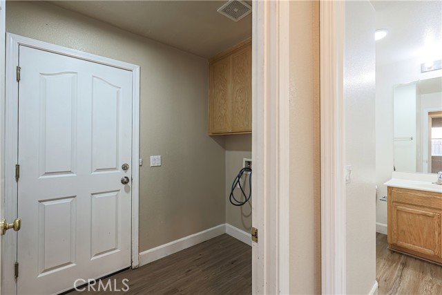 Detail Gallery Image 30 of 60 For 11363 Mission Hills, Chowchilla,  CA 93610 - 4 Beds | 3 Baths