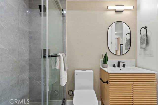 201 S Westlake Ave Unit #203, Los Angeles CA: https://media.crmls.org/medias/9f61e068-b4b9-4ef4-aac9-b5617c7f555f.jpg
