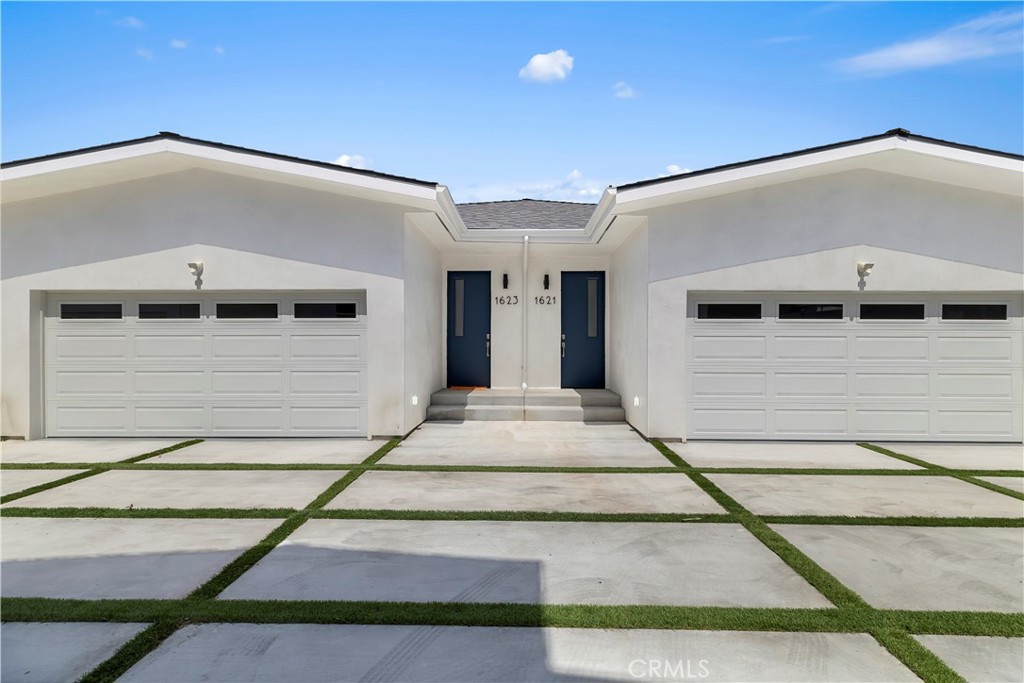 1623 W 255th Street