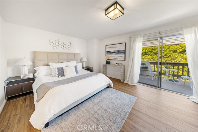 Detail Gallery Image 10 of 18 For 432 S Oak Knoll Ave #4,  Pasadena,  CA 91101 - 2 Beds | 2/1 Baths