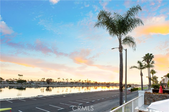 Detail Gallery Image 30 of 65 For 5960 Spinnaker Bay Dr, Long Beach,  CA 90803 - 3 Beds | 2/1 Baths