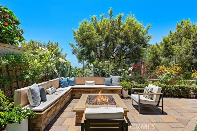 Detail Gallery Image 10 of 55 For 11 via Jenifer, San Clemente,  CA 92673 - 5 Beds | 3/1 Baths