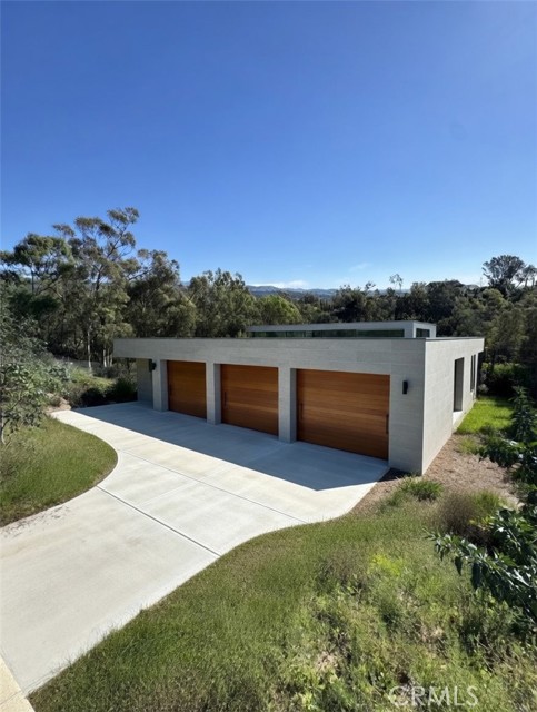 Front Image Thumbnail for CROC26013866