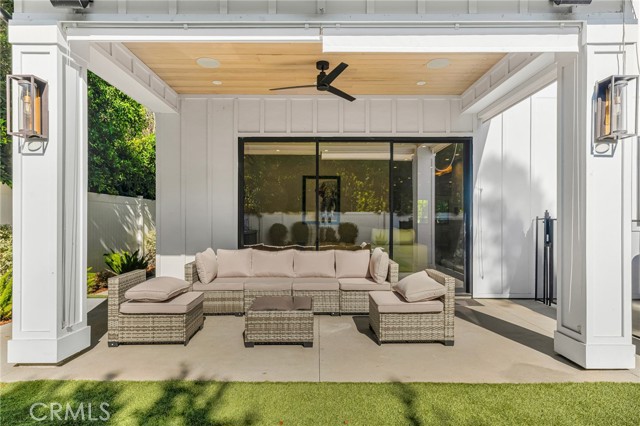 Detail Gallery Image 32 of 37 For 4919 Rhodes Ave, Valley Village,  CA 91607 - 5 Beds | 4/1 Baths
