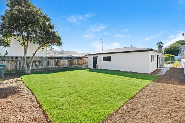 Detail Gallery Image 14 of 16 For 1070 La Casa, La Habra,  CA 90631 - 2 Beds | 1 Baths