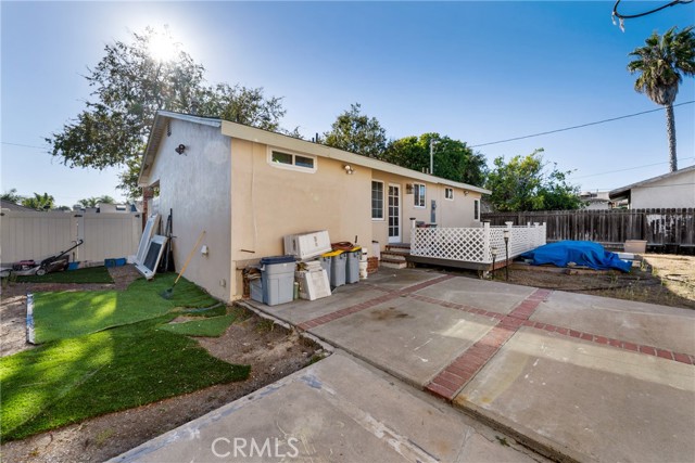 Detail Gallery Image 12 of 17 For 218 Lillian Pl, Costa Mesa,  CA 92627 - 3 Beds | 2 Baths