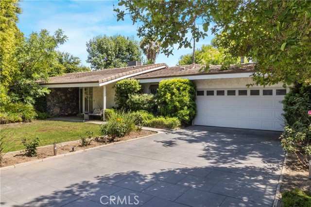 17416 Dearborn Steet, Northridge CA: https://media.crmls.org/medias/9f6404f2-e03e-46d5-adf6-0058d3d3be2b.jpg