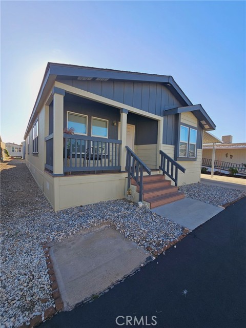 Detail Gallery Image 2 of 24 For 14000 El Evado Rd #70,  Victorville,  CA 92392 - 3 Beds | 2 Baths