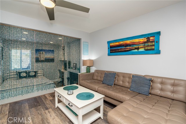 Detail Gallery Image 8 of 42 For 16872 Pacific Coast #103,  Huntington Beach,  CA 92649 - 1 Beds | 1 Baths