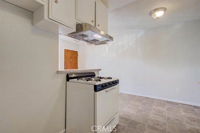 Detail Gallery Image 12 of 75 For 2122 E 10th St, Long Beach,  CA 90804 - – Beds | – Baths