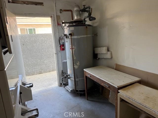 6242 Vineland Avenue, North Hollywood CA: https://media.crmls.org/medias/9f651356-d825-4f93-8f4a-a4a3bedce68d.jpg