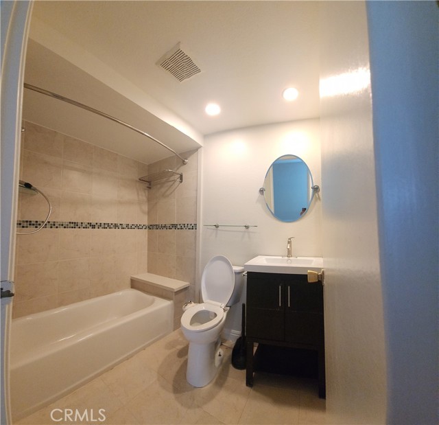 Detail Gallery Image 15 of 19 For 22701 Lakeway Dr #486,  Diamond Bar,  CA 91765 - 2 Beds | 2 Baths