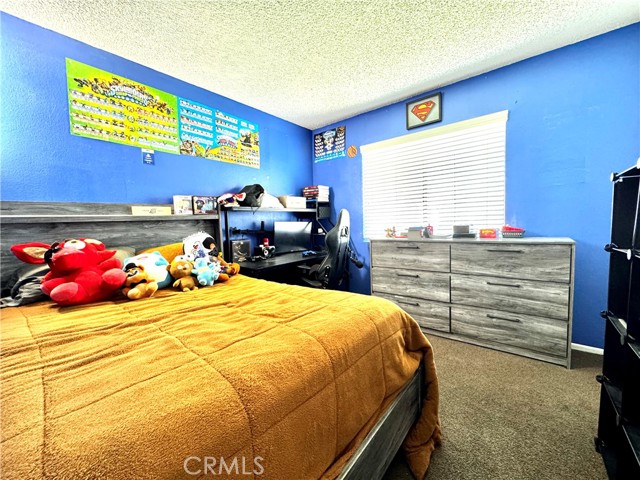 Detail Gallery Image 14 of 21 For 11948 Albion Way, Moreno Valley,  CA 92557 - 4 Beds | 2/1 Baths