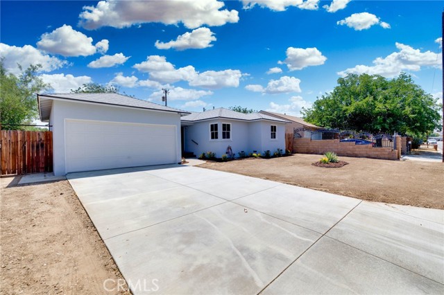 Detail Gallery Image 2 of 20 For 38338 16th St, Palmdale,  CA 93550 - 3 Beds | 1 Baths