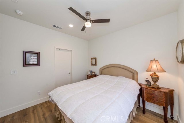 Detail Gallery Image 12 of 29 For 111 E Knox Dr, La Habra,  CA 90631 - 2 Beds | 2/1 Baths