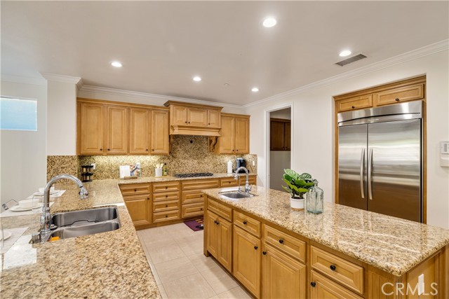 Detail Gallery Image 18 of 74 For 3406 Whispering Glen Ct, Simi Valley,  CA 93065 - 5 Beds | 4/1 Baths