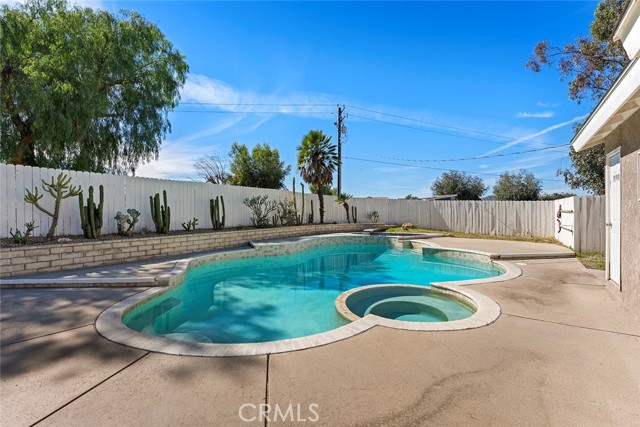 Image 32 of 75 For 31675 Contour