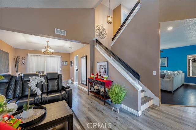 Detail Gallery Image 9 of 47 For 22562 Springdale, Moreno Valley,  CA 92557 - 4 Beds | 2/1 Baths