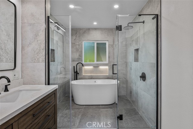 Detail Gallery Image 22 of 37 For 9045 Algeroma St, Bellflower,  CA 90706 - – Beds | – Baths