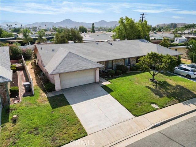 Detail Gallery Image 3 of 16 For 28030 Pebble Beach Dr, Menifee,  CA 92586 - 2 Beds | 2 Baths