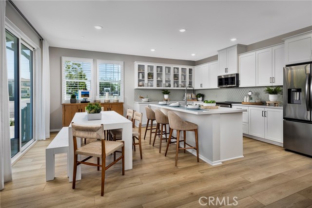 Detail Gallery Image 4 of 31 For 3994 E. Oakwood Ave., Ontario,  CA 91761 - 3 Beds | 2/1 Baths