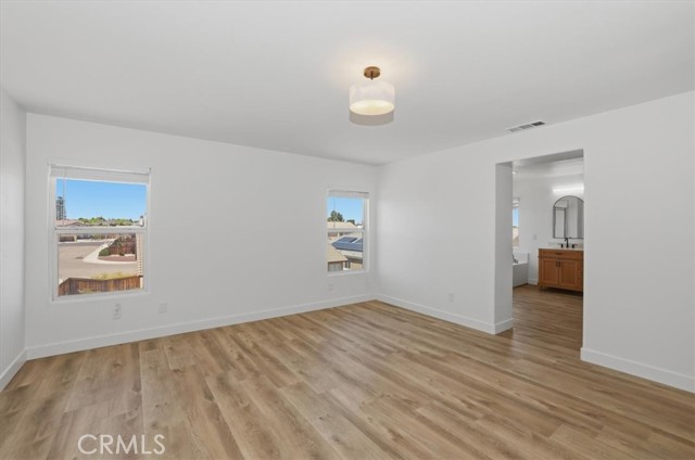 Detail Gallery Image 30 of 41 For 12722 2nd, Victorville,  CA 92395 - 5 Beds | 3 Baths