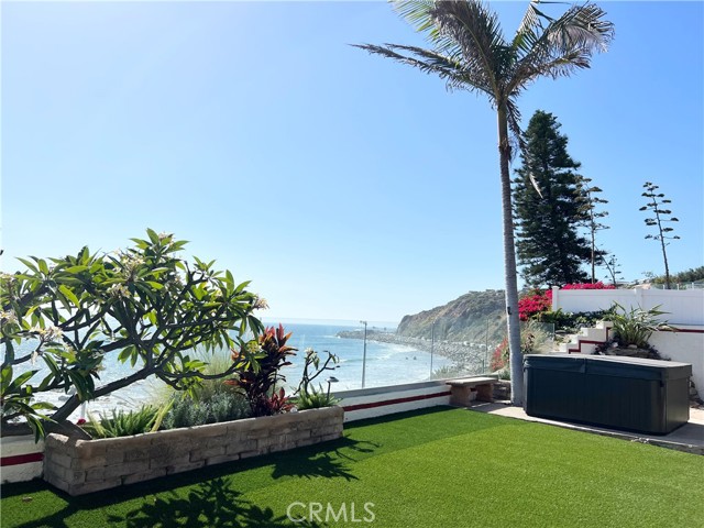 18034 Coastline DR