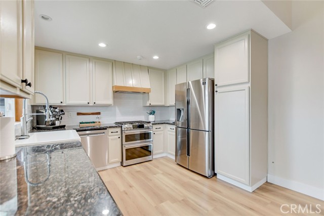 Detail Gallery Image 15 of 42 For 3501 N Tamarind Ave, Rialto,  CA 92377 - 4 Beds | 2 Baths