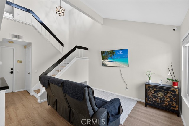 Front Image Thumbnail for CRPW26084089