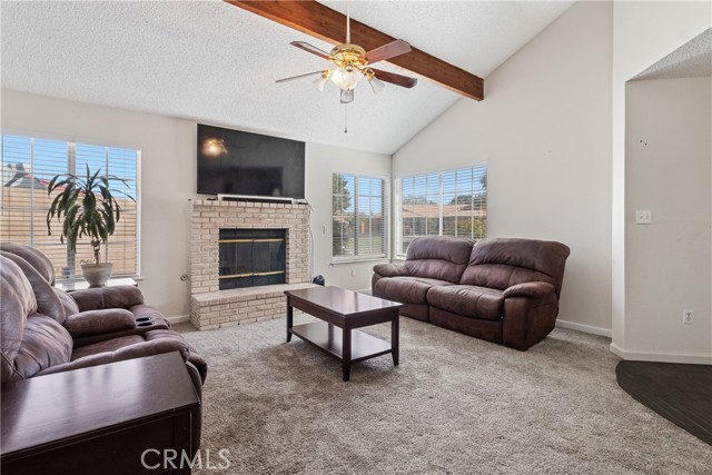 4 Bed Home for Sale in Tehachapi, California