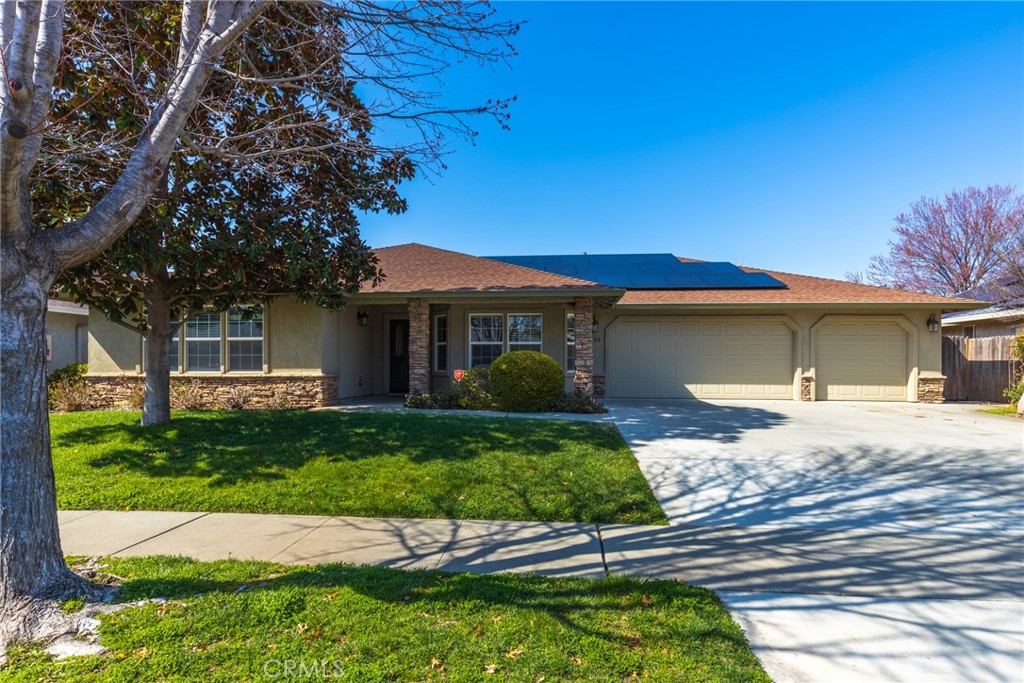 220 Denali Dr, Chico, CA 95973