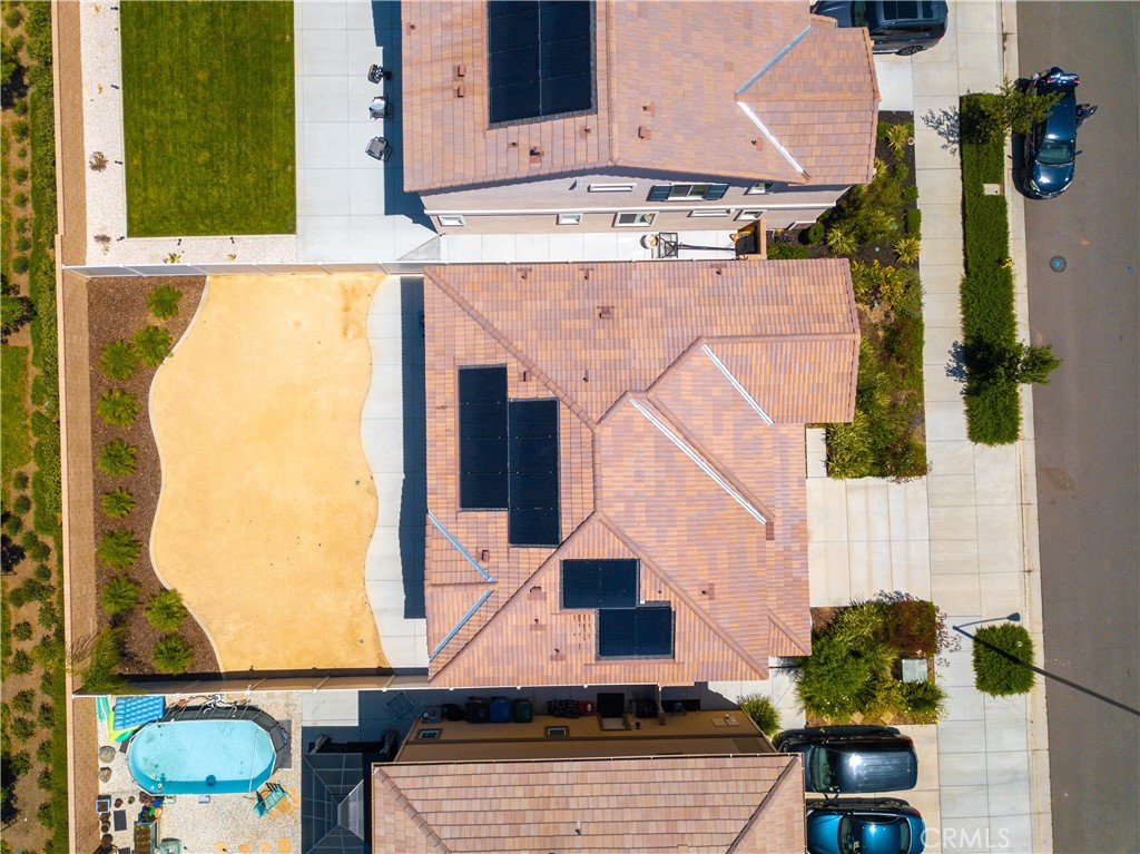 https://media.crmls.org/medias/9f70ce1b-08db-47f2-abc3-e7773f23509d.jpg?preset=X-Large