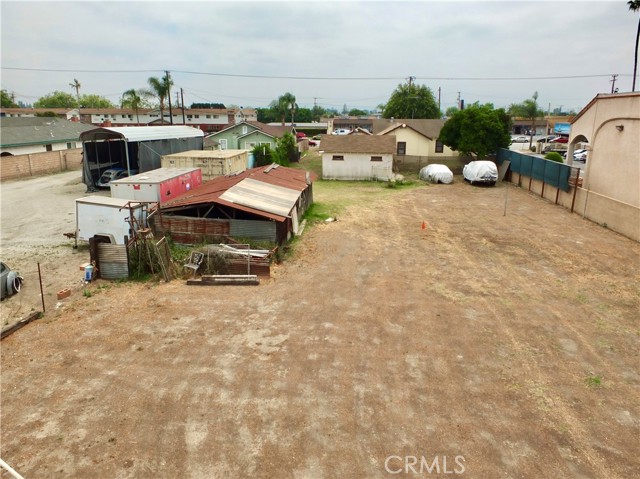10505 Artesia Blvd., Bellflower CA: https://media.crmls.org/medias/9f726146-deb6-4c54-bd7b-ee418dcd4aae.jpg