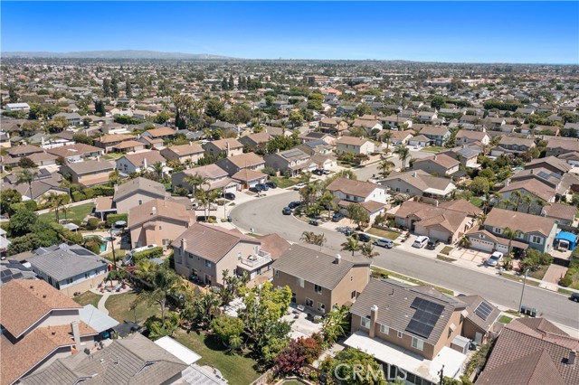 8787 Sunbird Avenue, Fountain Valley CA: https://media.crmls.org/medias/9f7297d8-c508-47e4-a3ac-842a14fed1fb.jpg