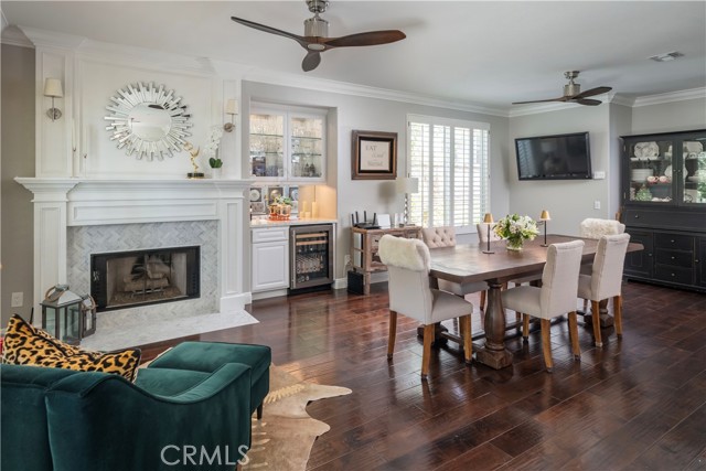 27705 Essex Place, Valencia CA: https://media.crmls.org/medias/9f72bf9b-a9e8-4be5-bcfe-97f79d097a3f.jpg